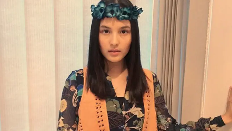 Tatapan Fierce Chelsea Islan yang Bikin Luluh Kaum Adam