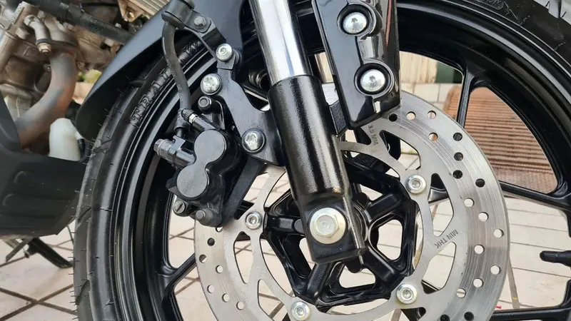 Tips Merawat Gear Sepeda Motor dan Kampas Rem