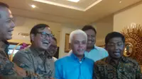 Partai politik yang tergabung dalam KIH dan KMP berkumpul di rumah Ketua Umum PAN Hatta Rajasa pasca-islah. (Taufiqurrohman/Liputan6.com)