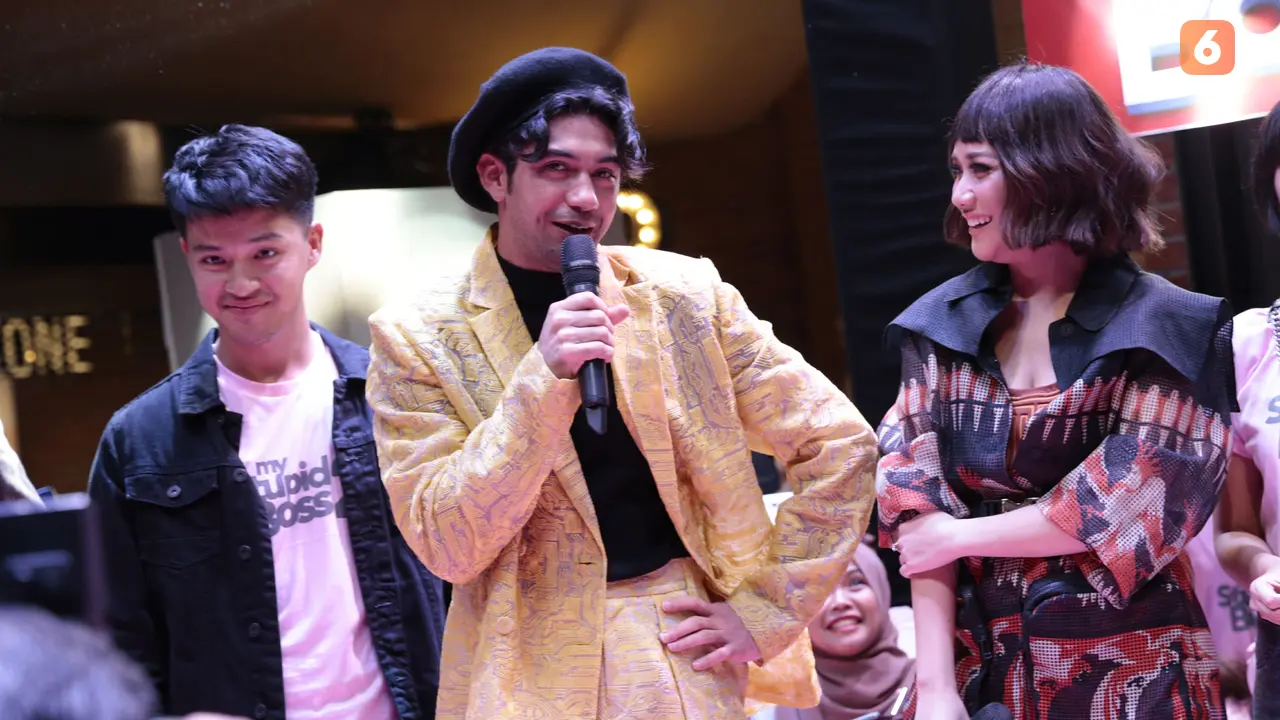 [Fimela] Reza Rahadian