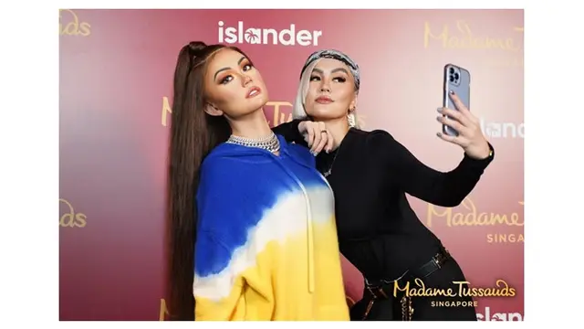 6 Momen Agnez Mo Hadiri Peluncuran Patung Lilinnya di Museum Madame Tussauds