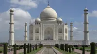 Taj Mahal (Wikipedia)