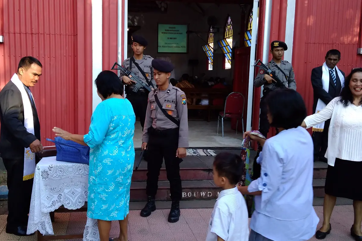 Pasca-Bom Kampung Melayu, Polresta Probolinggo Sterilisasi Gereja