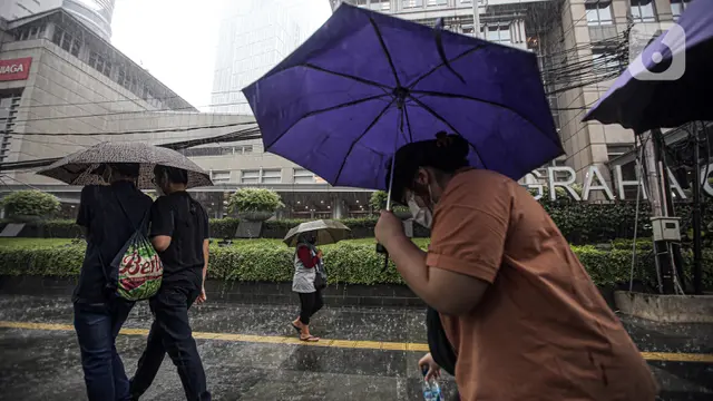 Langit pagi Jakarta, Bogor, Depok, Tangerang, dan Bekasi (Jabodetabek) pada hari ini, Kamis (7/12/2023) diprakirakan berawan, kecuali Kepulauan Seribu dan Kota Tangerang hujan ringan. Demikianlah prediksi cuaca hari ini.