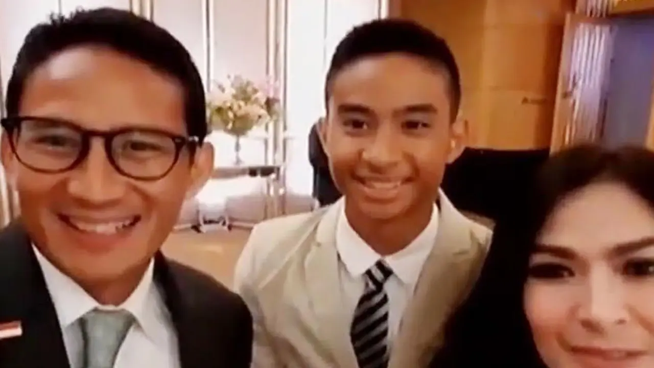 Segmen 3: Tebar Pesona Selebriti Cantik di Pilkada DKI 