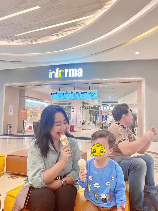 6 Potret Kebersamaan Chikita Meidy dan Anaknya yang Didiagnosis Kawasaki Disease