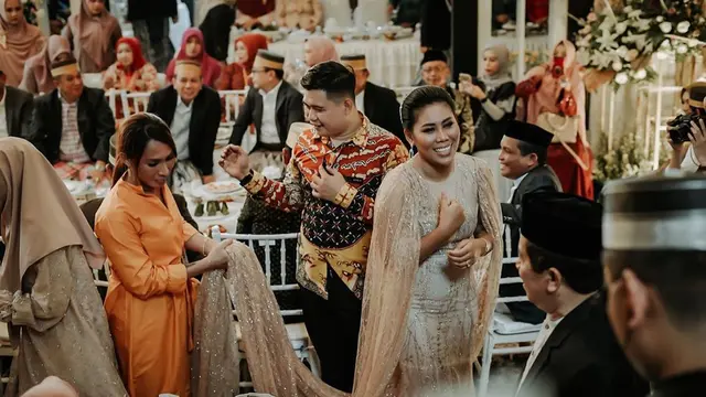 Momen Evi Masamba D'Academy Tampil di Acara Lamaran Bermahar Rp 3 Miliar