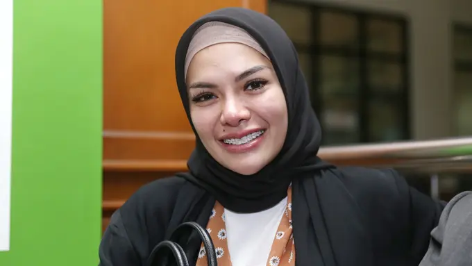 [Bintang] Nikita Mirzani