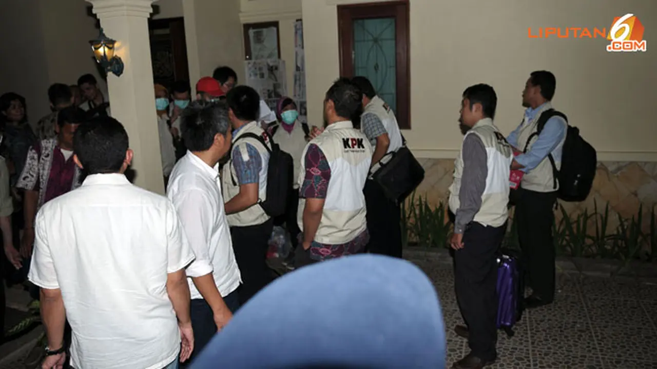 kpk-tantang-131113a.jpg
