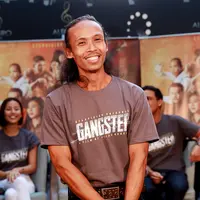 Di dalam film sutradara Fajar Nugros itu, Yayan yang berperan menjadi Bang Jangkung berlaga dengan Dian Sastro. (Wimbarsana Kewas/Bintang.com) 