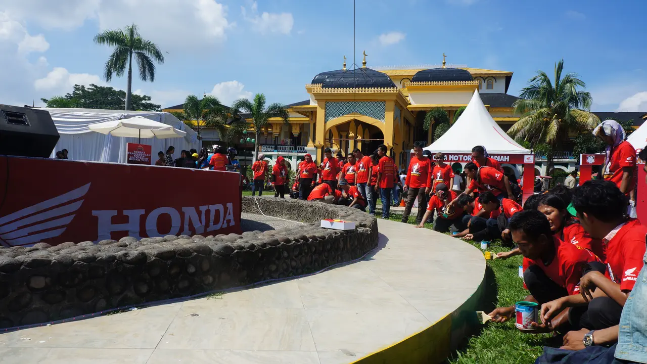 Ini Alasan Honda Fiesta 2014 Bidik Segmen Anak Muda