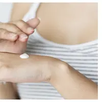 Cara Memutihkan Kulit Tangan dan Kaki (sumber: unsplash)