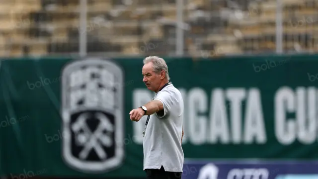 Alfred Riedl