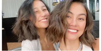 Agnez Mo dan Chloe Xaviera (Sumber: Instagram/agnezmo)