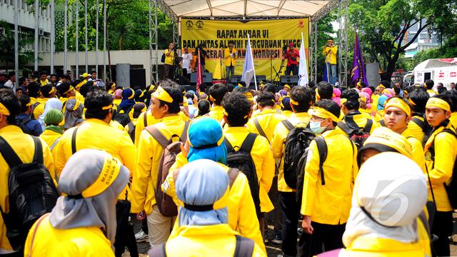Ratusan Mahasiswa Deklarasikan Gerakan Antikorupsi