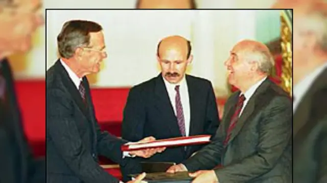 31-7-1993: Langkah Awal AS-Uni Soviet Berjanji Kurangi Nuklir