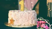 Kue ulang tahun (sumber: pexels)