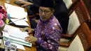 Menteri Agama (Menag) Lukman Hakim Syaifudin menghadiri Rapat Kerja (Raker) dengan Komisi VIII DPR di Kompleks Parlemen Senayan, Jakarta, Kamis (14/1). Raker membahas Evaluasi dan laporan Penyelenggaraan ibadah Haji Tahun 2015. (Liputan6.com/Johan Tallo)