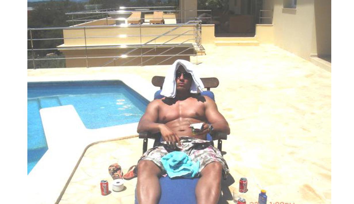 Amokrane Kiane Sabet pernah membintangi film berjudul K pada 2009(Bola.com/myspace.com/kiane sabet)