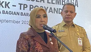 Tri Tito Dorong Perempuan Perkuat Program Pemerintah Daerah