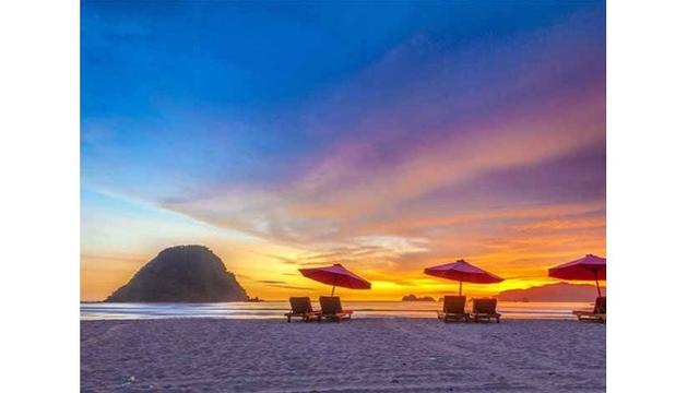 5 Rekomendasi Wisata Bahari yang Ada di Jawa Timur, Indah dan Seru