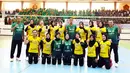 Sedangkan pemenang untuk kategori kelompok gabungan PNS dan Dharma Pertiwi yaitu juara pertama tim PNS TNI AD-Persit Kartika Chandra Kirana, juara kedua tim PNS TNI AL-Jalasenastri dan juara ketiga tim PNS TNI AU-Pia Ardya Garini. (Dok. Puspen Mabes TNI)