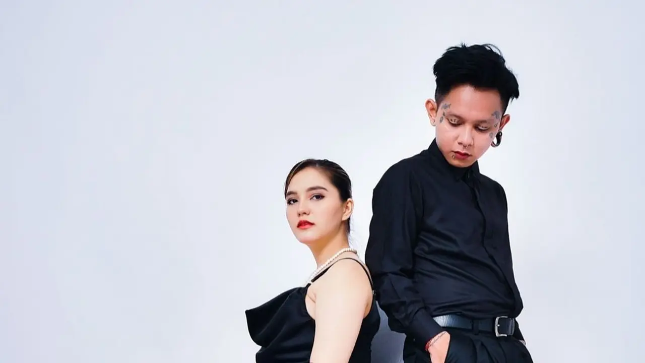 Sexy Goath dan Istrinya