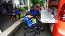 Salah satu tujuan penyelenggaraan perpustakaan keliling adalah untuk meratakan layanan informasi dan bacaan kepada masyarakat, khususnya para pelajar. (merdeka.com/Arie Basuki)