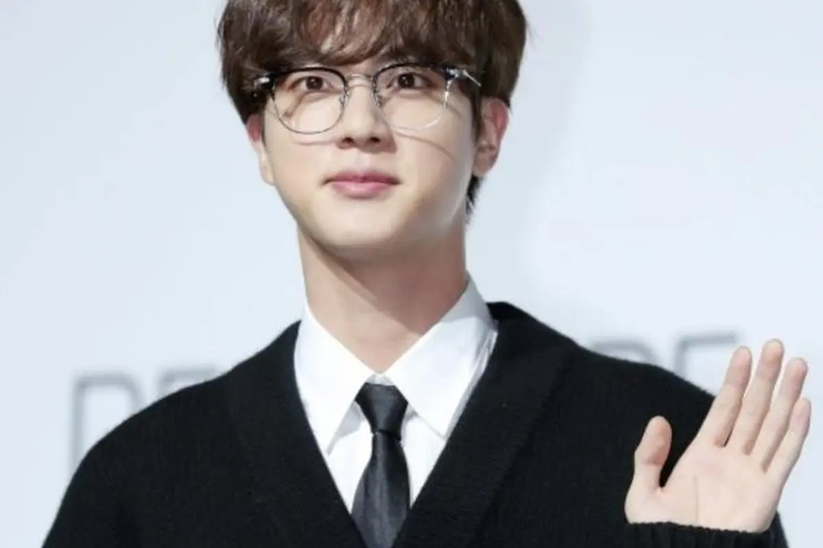 Jin BTS
