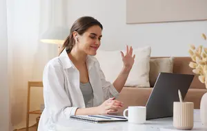 Ciri Orang yang Lebih Suka Meeting Online Menurut Psikologi