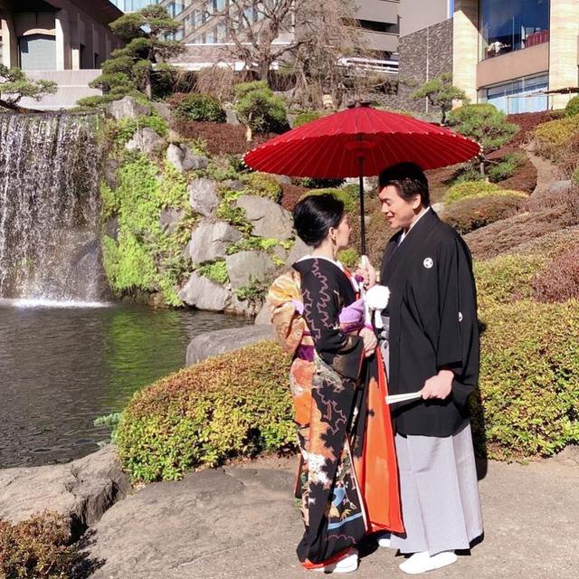 6 Potret Syahrini saat Pakai Kimono, Tampil Memesona