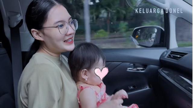 7 Momen Nella Kharisma Jalani USG Kandungan, Ditemani Suami dan Anak