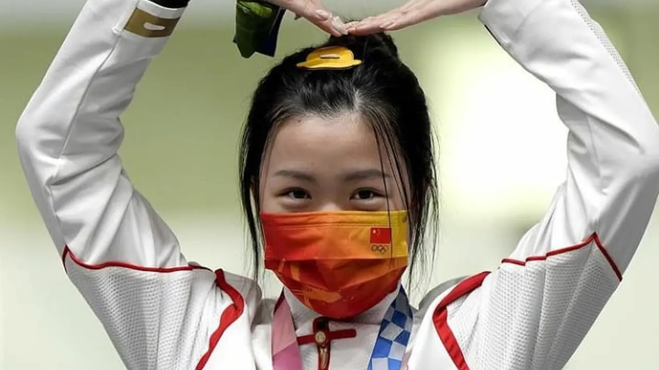 Jepit Rambut Imut Ini Viral Usai Dipakai Atlet Peraih Emas Pertama Olimpiade Tokyo 2020