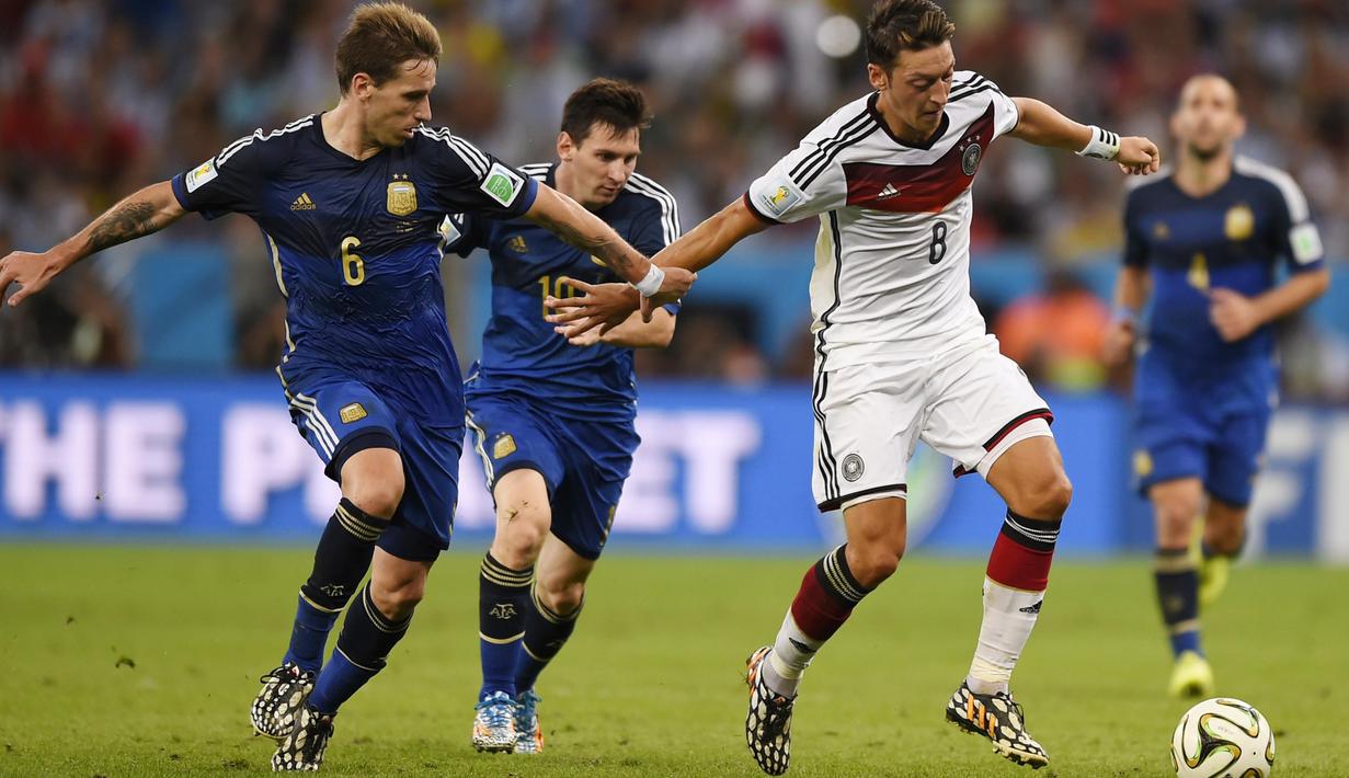 Pemain Arsenal ini mengambil sikap tersebut karena adanya perlakuan rasis dan sikap tidak hormat terhadap dirinya. (AFP/Fabrice Coffrini)