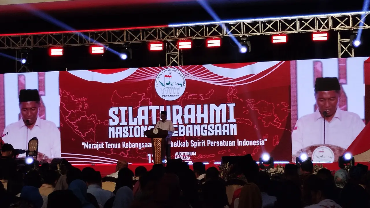 Silaturahmi Nasional (Silatnas) Kebangsaan di Gedung Auditorium Sekolah Tinggi Ilmu Kepolisian (PTIK), Jakarta Selatan, Sabtu (13/7/2024) malam. (Liputan6.com/Ady Anugrahadi)