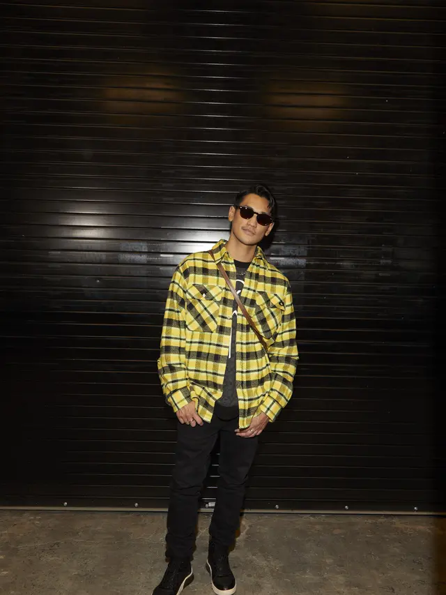 Adu Gaya Afgan dan Isyana Sarasvati Nampang Bareng Yoon Chan Young di New York Fashion Week