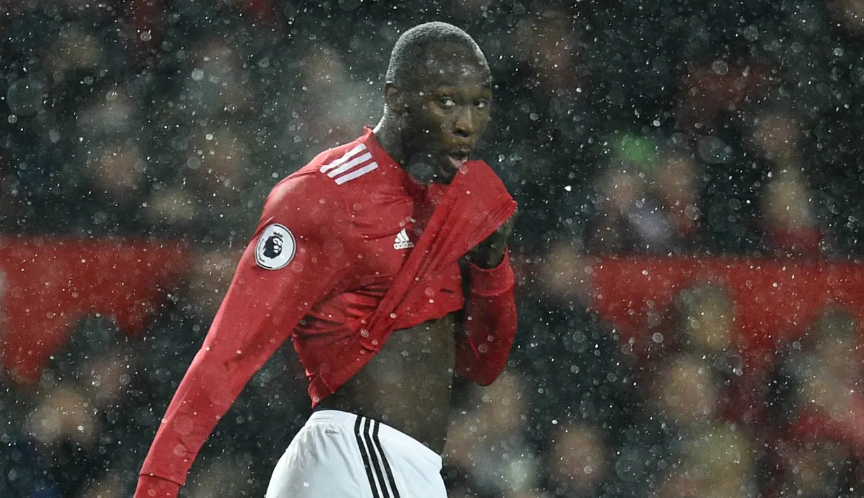 3. Romelu Lukaku (Manchester United) - 250.000 poundsterling per pekan. (AFP/Oli Scarff)