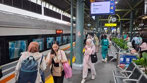 KAI menyebutkan masih tersedia 369.599 tempat duduk yang dapat dimanfaatkan masyarakat saat periode libur Natal 2025 dan Tahun Baru 2026 (Nataru). (Foto: KAI)