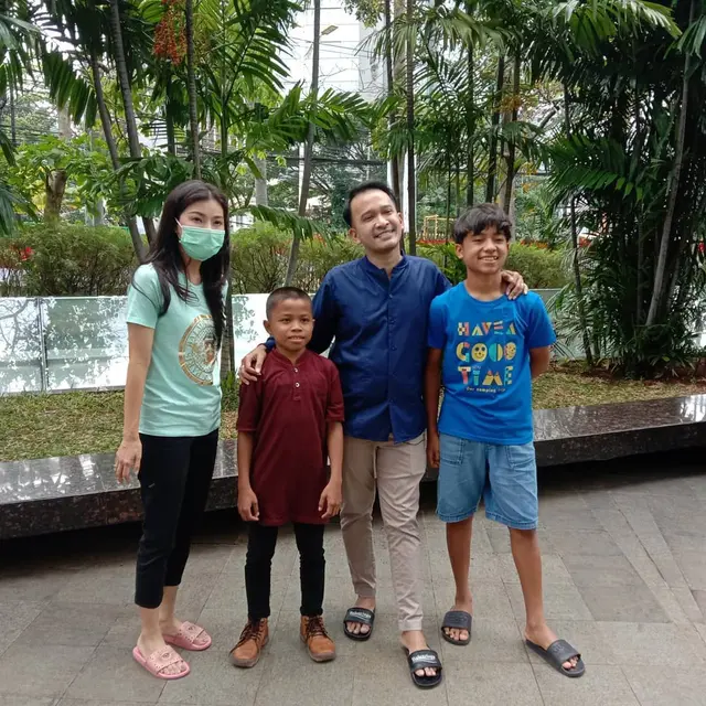 6 Potret Alwiansyah, Bocah Viral yang Punya Suara Merdu