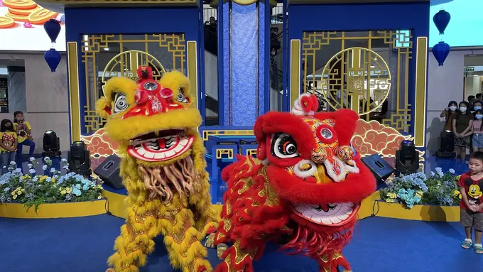 Kemeriahan Tahun Kelinci Air di Summarecon Mall Kelapa Gading, Barongsai hingga Cooking Class