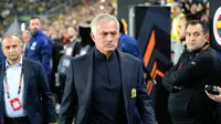 Duel Fenerbahce vs Manchester United pada matchday ketiga Liga Europa 2024/2025, Jumat (25/10/2024) di Ulker Stadyumu berakhir imbang 1-1. (AP Photo/Francisco Seco)