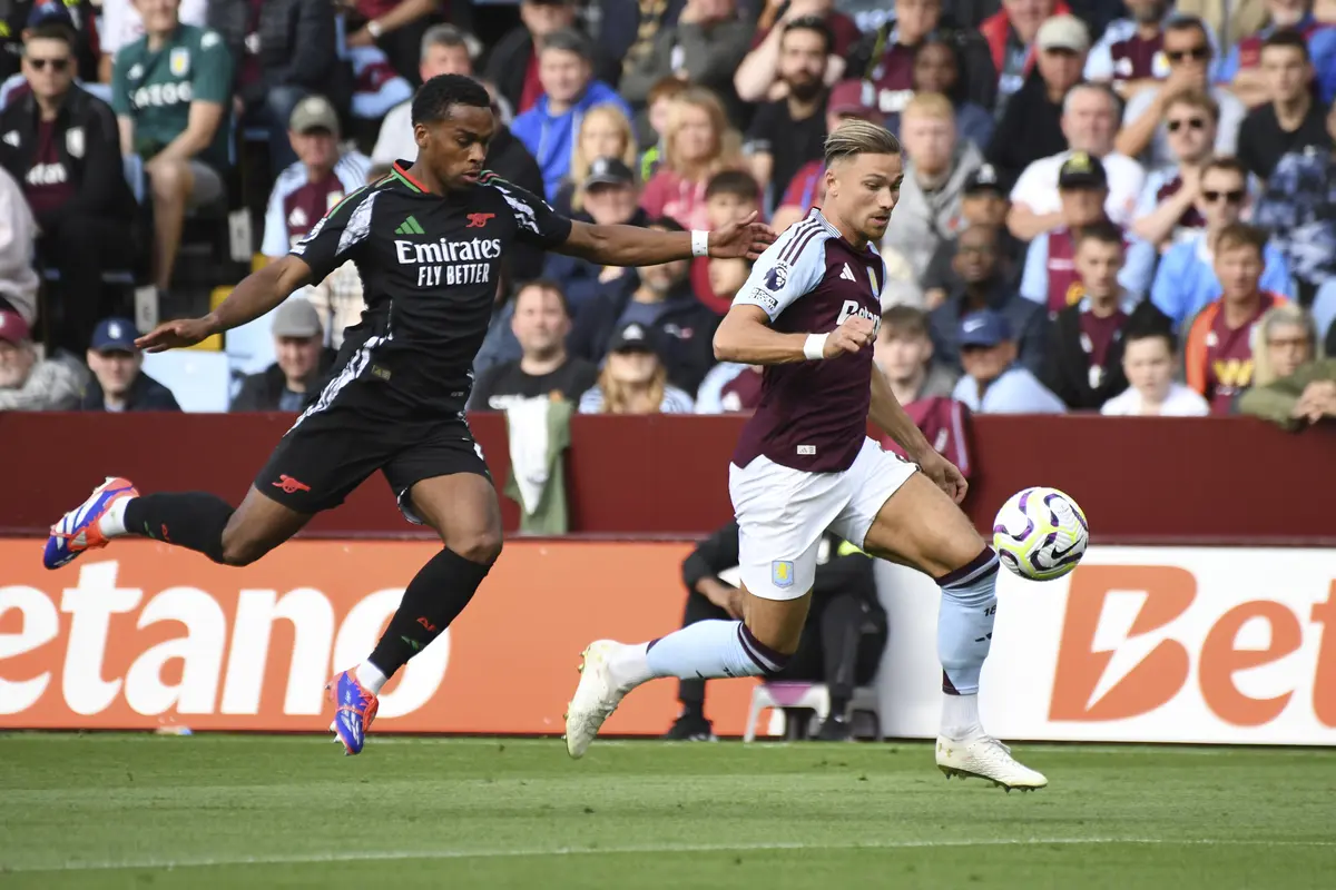 Aston Villa vs Arsenal di Liga Inggris