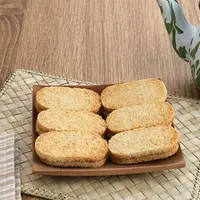 Kue sagon./Copyright&nbsp;shutterstock.com/g/Tyas+Indayanti