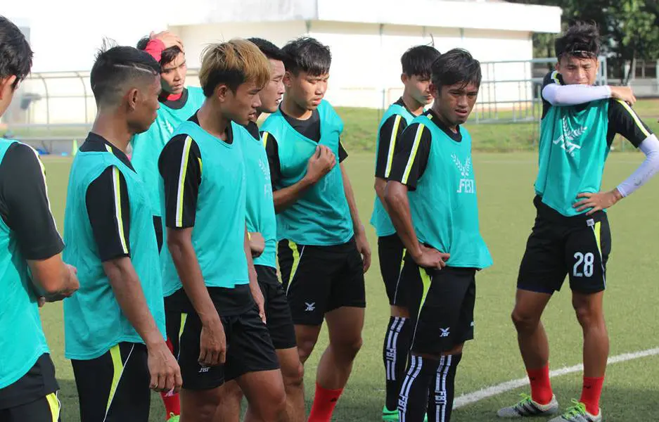 Timnas Laos U-22 saat persiapan menjelang SEA Games 2017. (Bola.com/Dok. LFF)