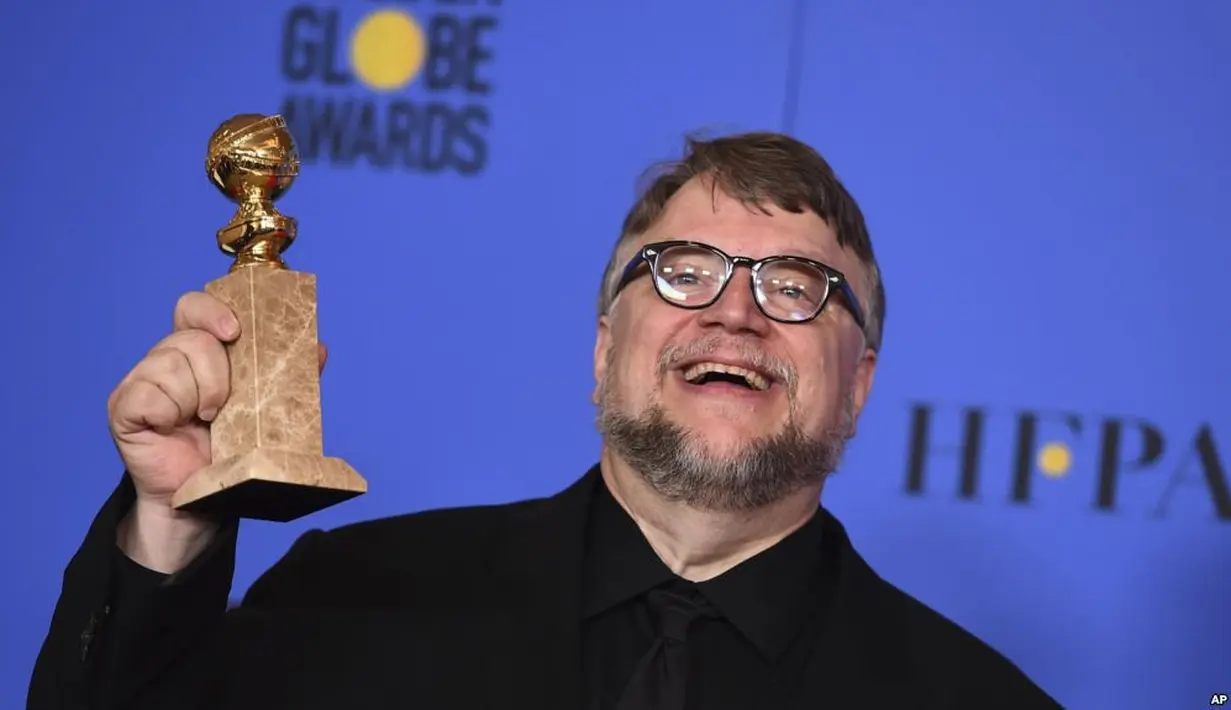 Del Toro sendiri pun sudah menyabet Golden Globe, Critics's Choice, Directors Guild Awards, dan British Academy Awards. (VOA News)