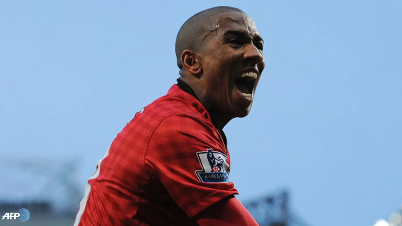 ashley-young-130412c.jpg