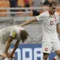 Timnas Argentina U-17 lolos ke babak 16 Besar Piala Dunia U-17 2023 dengan status juara grup setelah pada laga pamungkas Grup D di Jakarta International Stadium, Jakarta, Jumat (17/11/2023) mampu mengalahkan Timnas Polandia U-17 dengan skor 4-0. Posisi juara grup dipastikan setelah pada waktu bersamaan, Timnas Senegal justru kalah 0-2 dari Jepang dalam laga yang berlangsung di Stadion Si Jalak Harupat, Kabupaten Bandung. Dengan hasil dua laga pamungkas tersebut, tiga tim dari Grup D, Argentina, Senegal dan Jepang dipastikan lolos ke babak 16 Besar dengan sama-sama mengemas 6 poin. Selisih gol akhirnya jadi penentu Argentina di posisi puncak, Senegal di posisi kedua dan Jepang di posiis ketiga. Polandia sendiri terbenam di posisi juru kunci tanpa  meraih satu poin pun. (Bola.com/Ikhwan Yanuar)