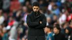 Ekspresi kecewa pelatih Arsenal, Mikel Arteta saat timnya kalah dari Bournemouth dalam laga lanjutan Liga Inggris 2024/2025 di Emirates Stadium, London, Inggris, Sabtu (03/05/2025) waktu setempat. (AFP/Glyn Kirk)