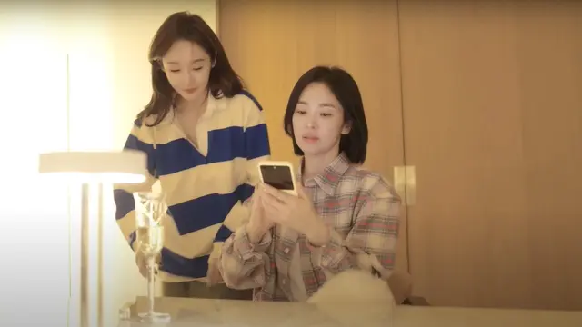 5 Potret Rumah Mewah Song Hye Kyo, Bergaya Minimalis Sangat Estetik (credit: YouTube/Kyang Ming Kyung)