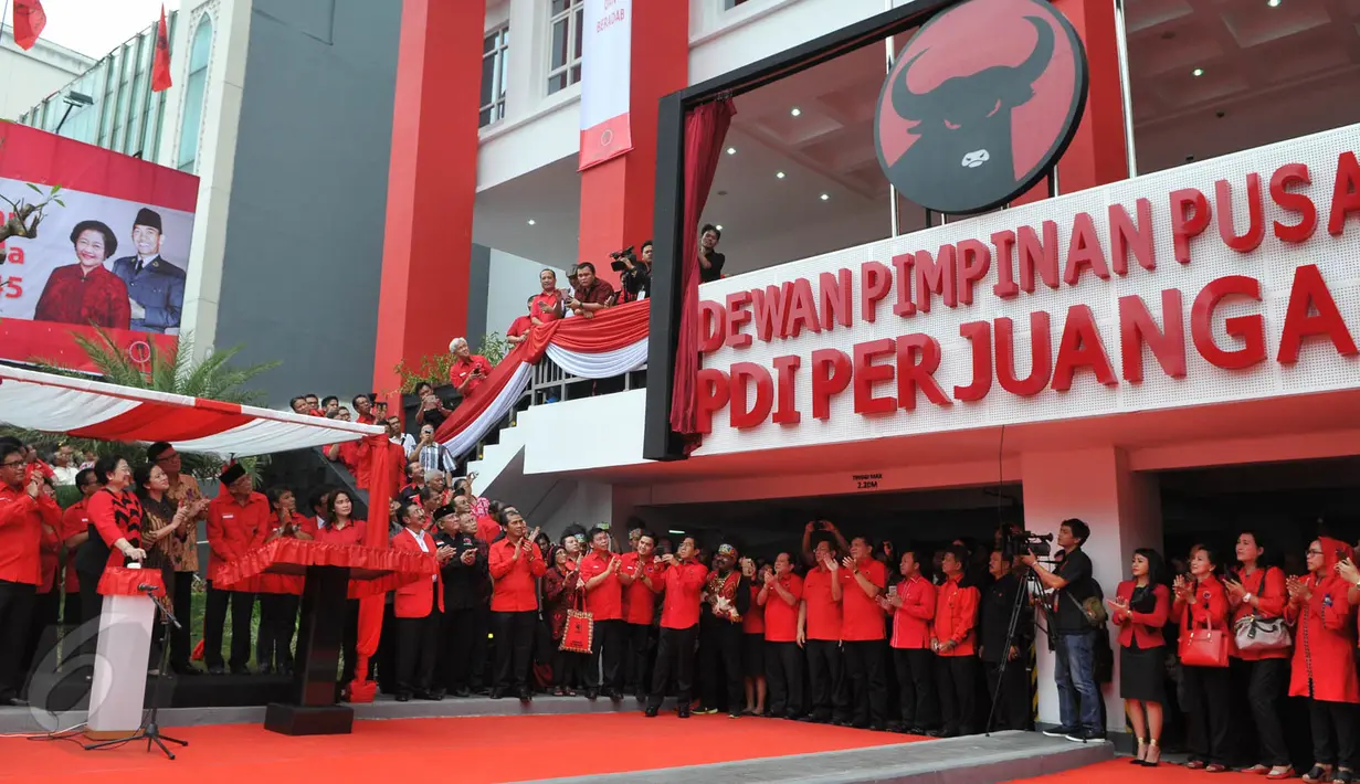 Suasana peresmian gedung baru DPP PDIP di Jalan Diponegoro, Jakarta Pusat, Senin (1/6/2015). Gedung baru DPP PDIP itu senilai Rp.42,6 miliar. (Liputan6.com/Herman Zakharia)